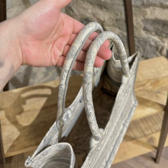 Dior 2021 Ecru Toile De Jouy Dioriviera Medium Book Tote Bag - Picture 6 of 12